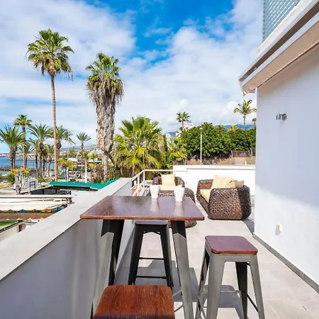 Apartamento Frente Al Mar Con Gran Terraza *